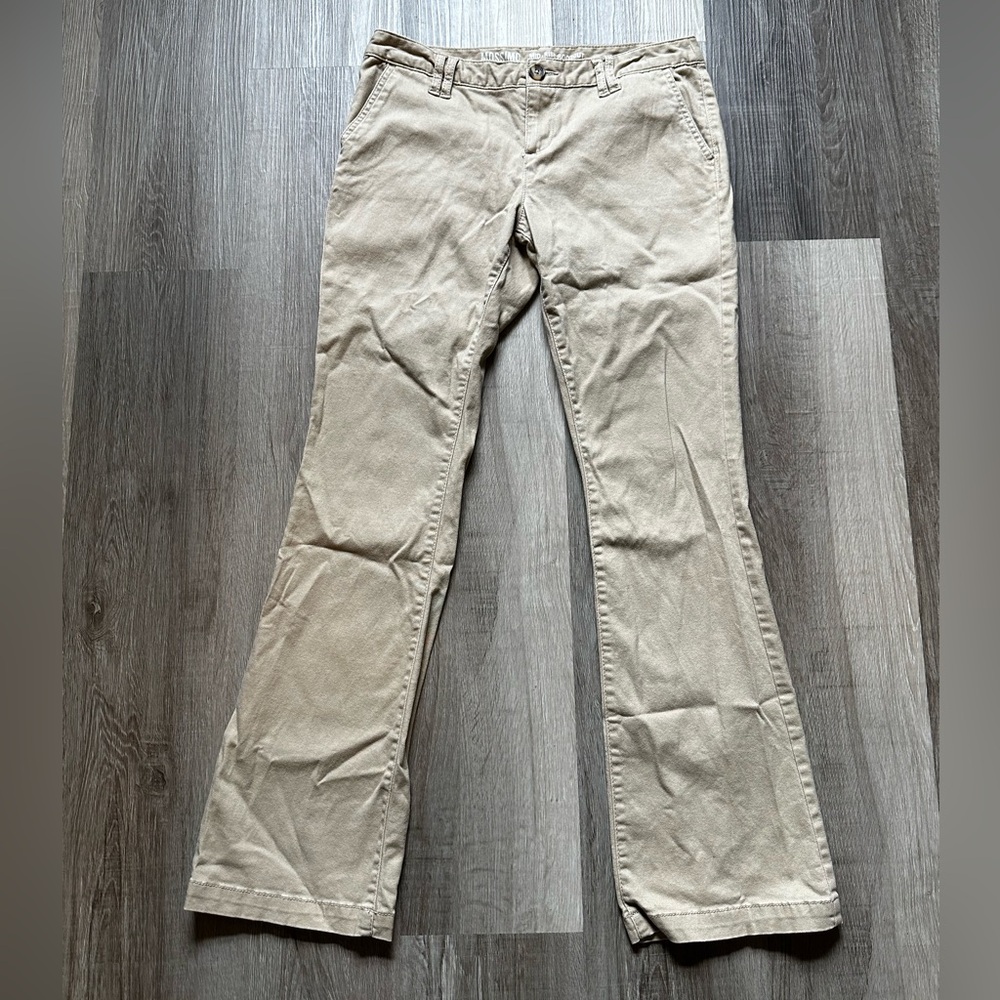 2/$5 Mission size 6 beige bootcut jeans